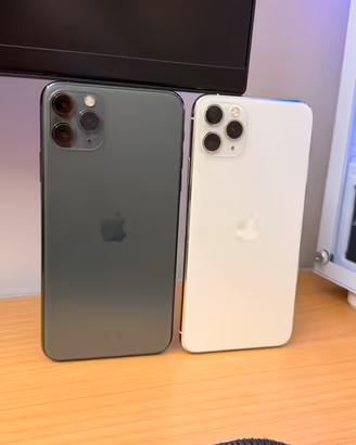 In blocco iphone 11 pro max 64 giga x2