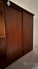 Armadio Angolare in Legno di Mobilificio