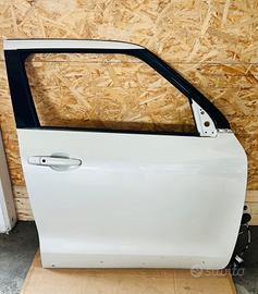 Porta anteriore destra Suzuki Swift