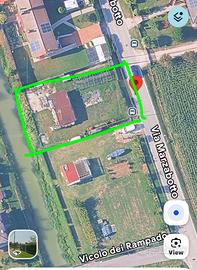 Terreno edificabile recintato a campagna lupia