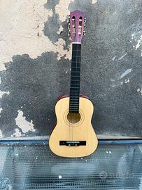 Chitarra classica 4/4 ottime condizione
