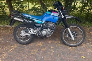 YAMAHA XT600  3TB
