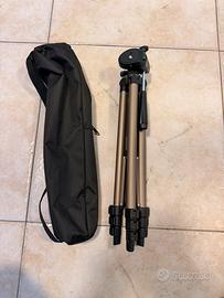 Treppiede con Testa Fluida Video - Nero E Dorato