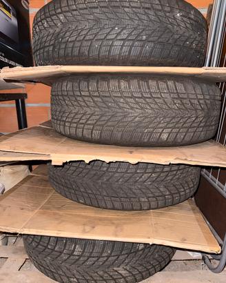 Goodyear UltraGrip 3 205/60 R16 vw cerchio ferro