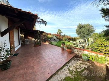 VILLA SINGOLA A ALTAVILLA MILICIA