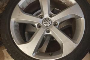 Cerchi in lega 17 golf gti