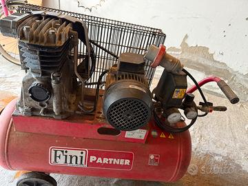 Compressore fini