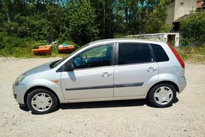 Ford Fiesta 1.4 d GUARNIZIONE TESTATA DA RIFARE