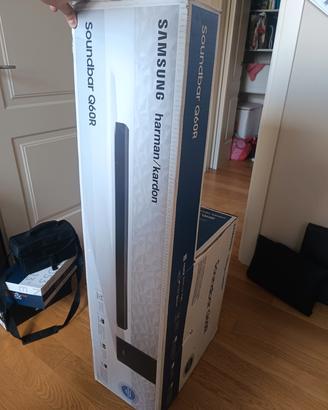 Soundbar Samsung Q60R nuova