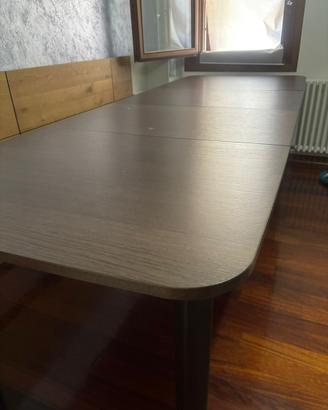Tavolo ikea e 6 sedie