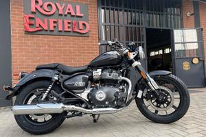 Royal Enfield Super Meteor 650 Astral Black