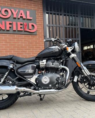 Royal Enfield Super Meteor 650 Astral Black