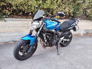 Yamaha fz6 s2 accessoriata