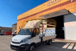Iveco Daily centina/pedana idraulica
