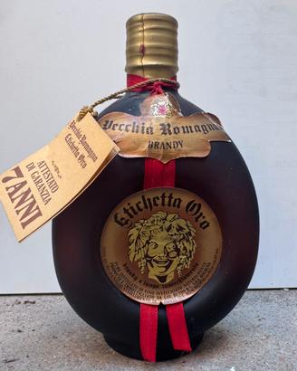 Vecchia Romagna etichetta oro 7 anni