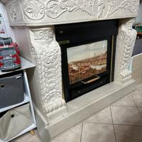 Prestigioso camino in pietra + termocamino ad alte