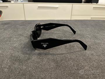 Occhiali da sole Prada nero