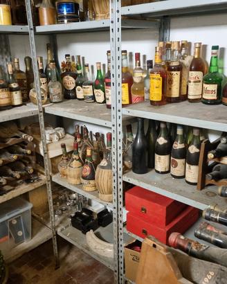STOCK di vini e liquori  anni '60 / '70