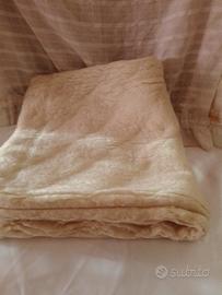 Copricuscino in lana Merino.