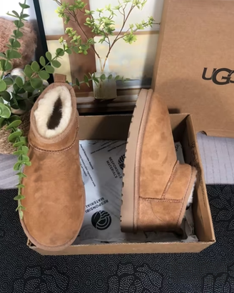 UGG Classic Ultra Mini  Chestnut  EU 38