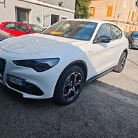 Alfa Romeo Stelvio 2.2 Turbodiesel 210 CV AT8 Q4 V