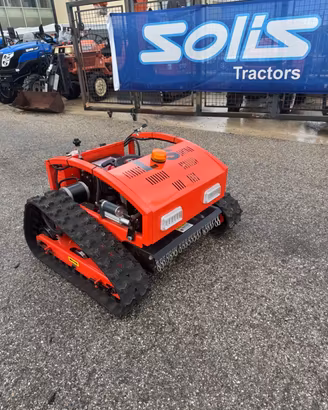 TRINCIA ERBA RADIOCOMANDATO