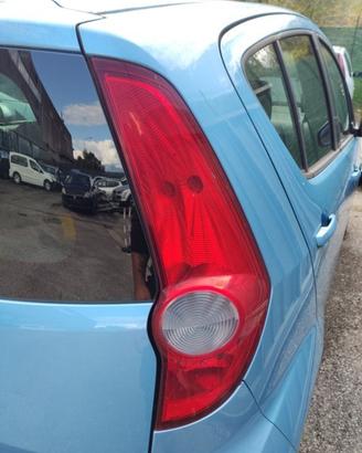 Fanale posteriore destro OPEL AGILA del 2009