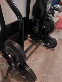 carrello con tre ruote portatutto 