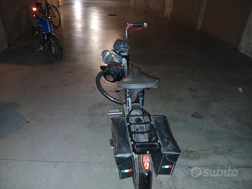 bici con motore a scoppio  (prezzo trattabile)