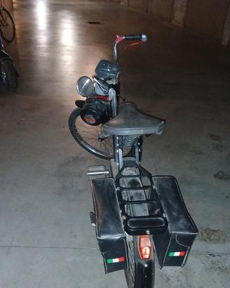 bici con motore a scoppio  (prezzo trattabile)