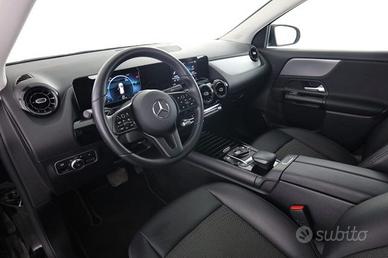 MERCEDES-BENZ CLA sse GLA GLA 180 d Automatic Busi