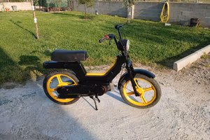  piaggio si giallo e nero