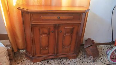Mobiletto legno massello