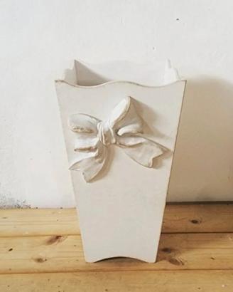 portaombrelli in legno stile shabby color avorio