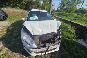 Fiesta st line incidentata