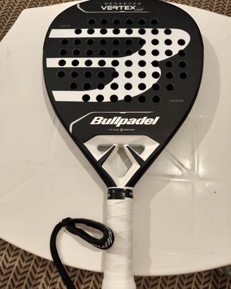 Bullpadel Vertex 04 light