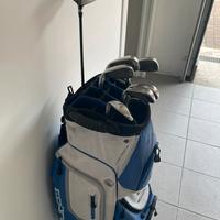 Sacca da golf con ferri