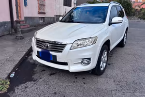 Toyota RAV4 2.2 D-4D 150 CV 4x4