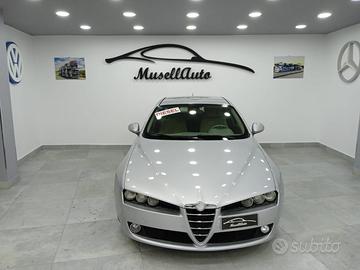 Alfa Romeo 159 1.9 JTDm 16V Exclusive