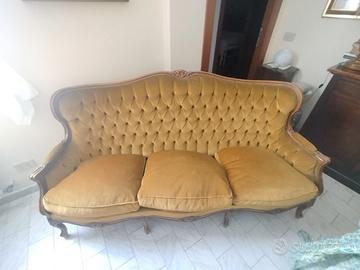 Divano stile classico, in piuma d'oca