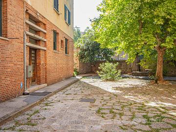 APPARTAMENTO BICAMERE IN CONTESTO RESIDENZIALE ...