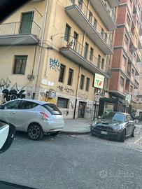 Cantina 20 mq -Largo Rosolino Pilo