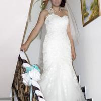 Abito da Sposa (stile sirena)