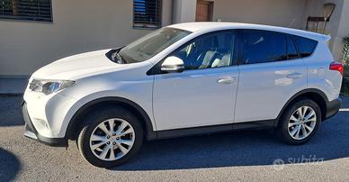 TOYOTA RAV4 2.2 DIESEL 4×4