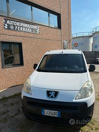 Furgoncino pegeot patner