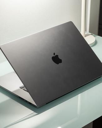 MacBook Pro 16” - M1 Pro - 1TB