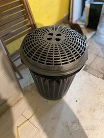 Bidone da giardino in plastica con coperchio