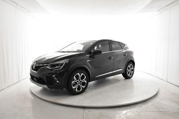 Renault Captur Plug-in Hybrid E-Tech 160CV Te...