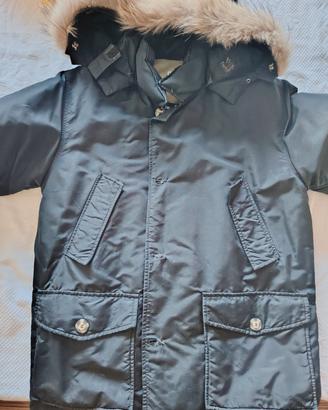 cappotto da uomo con  piume 
