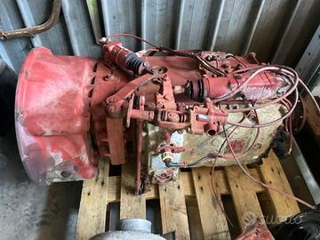 Cambio ZF iveco 175 24 sigla S6 90